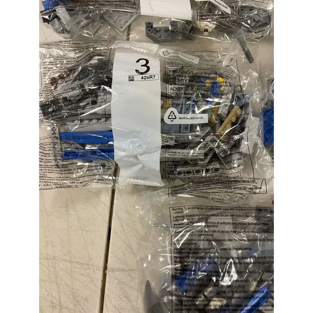 LEGO Star Wars X-Wing Fighter 75149 Resistance Starship Building Kit Open Box